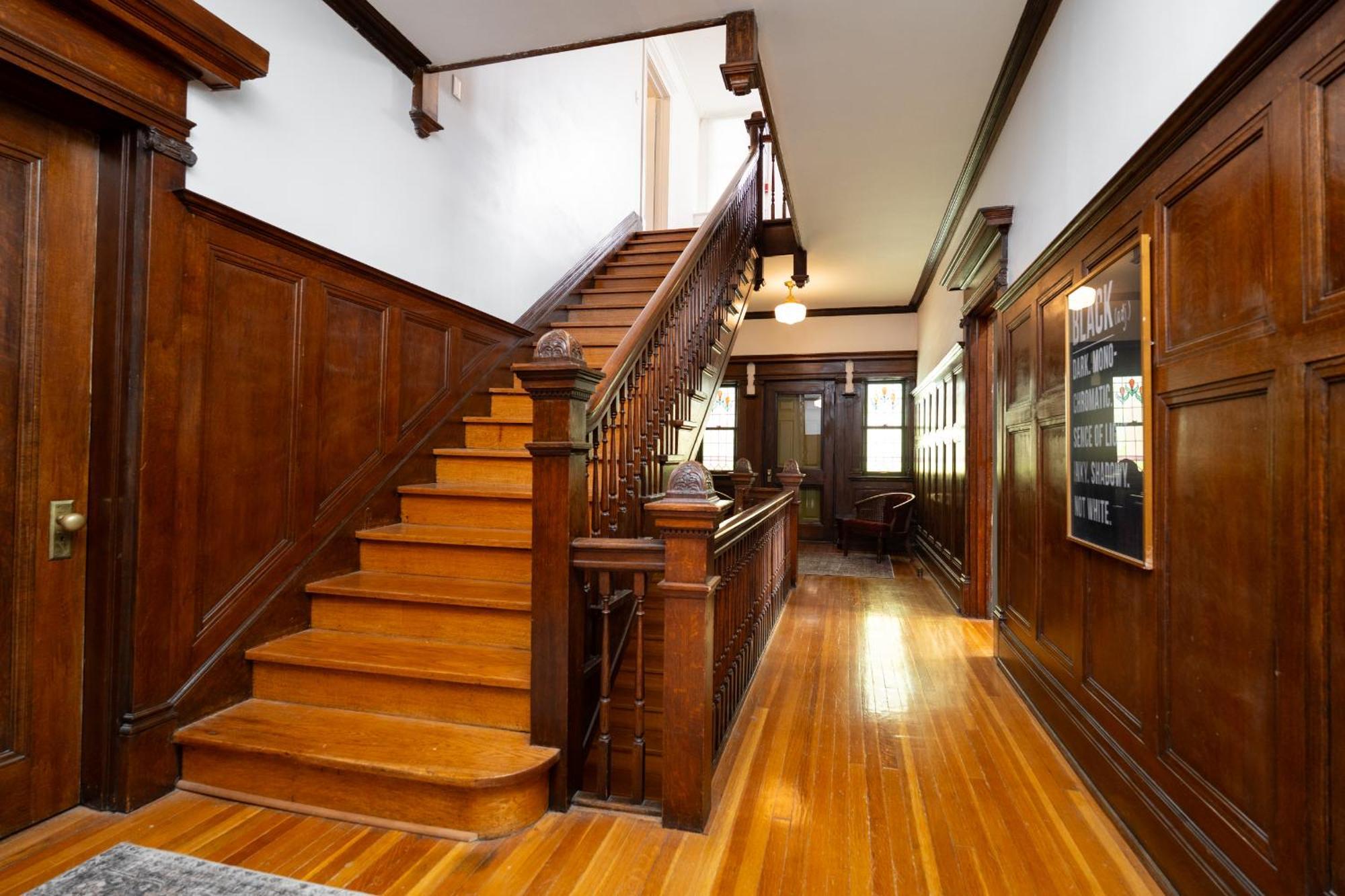 ウィニペグ No. 5 East Bed & Breakfast エクステリア 写真
