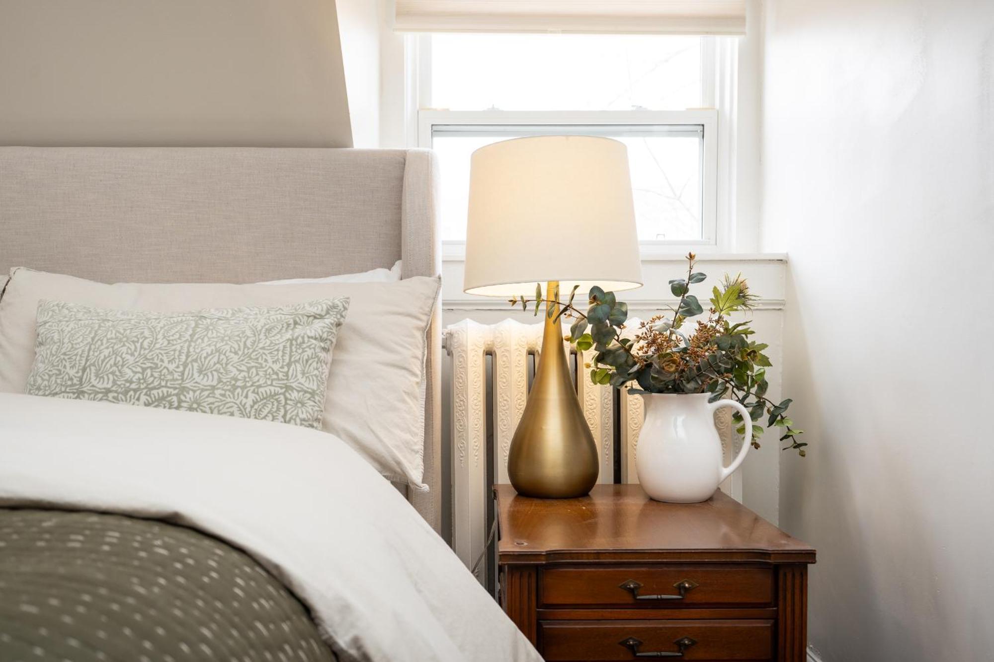ウィニペグ No. 5 East Bed & Breakfast エクステリア 写真