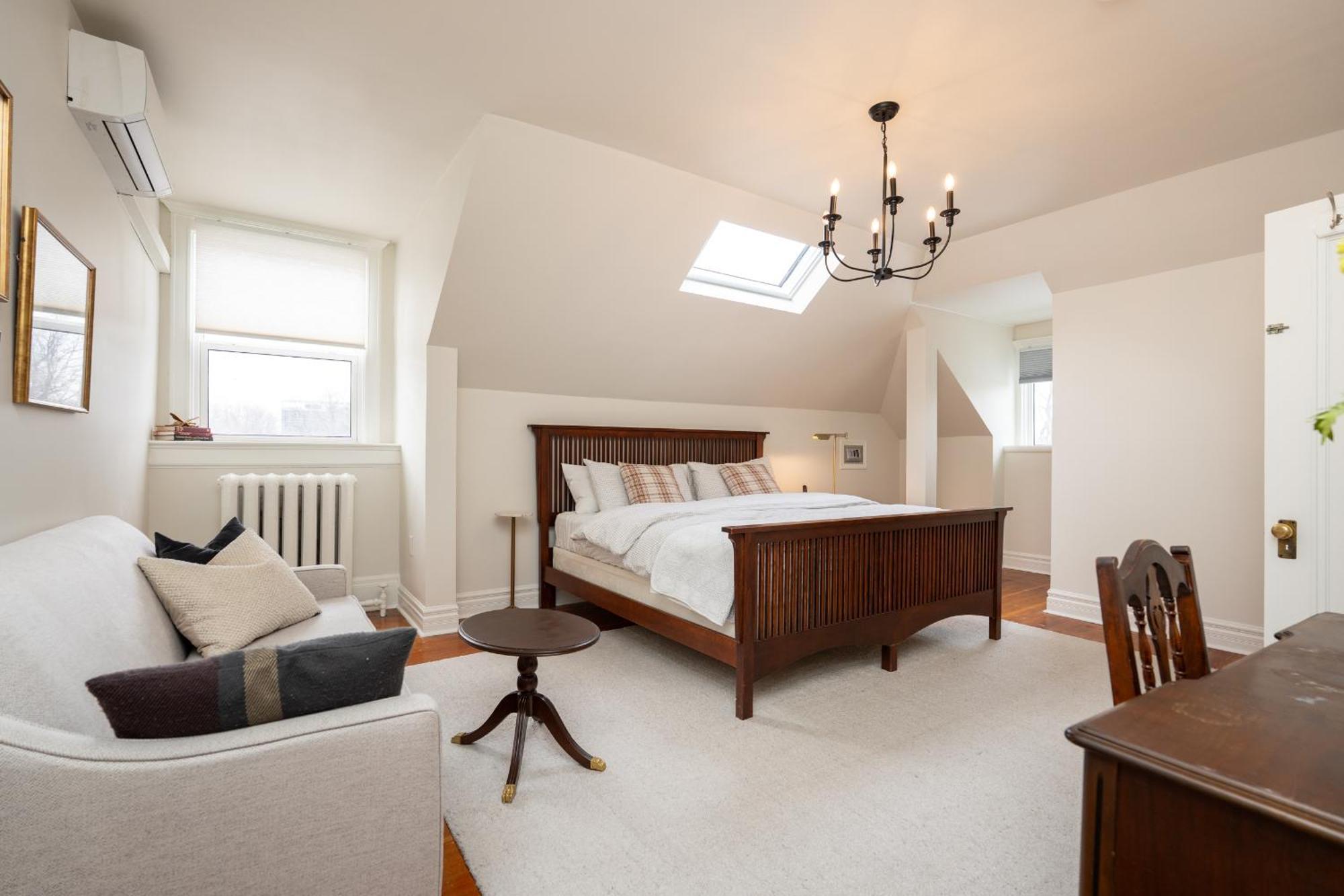 ウィニペグ No. 5 East Bed & Breakfast エクステリア 写真