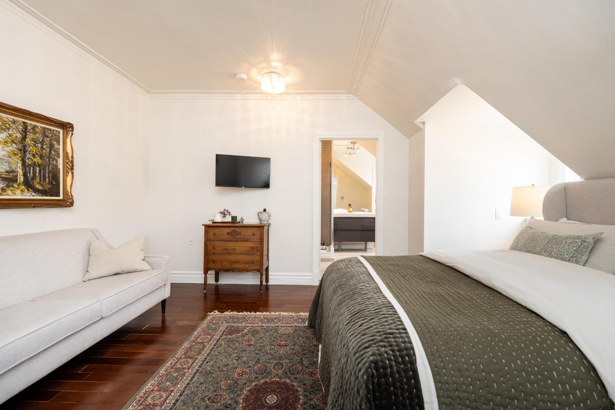 ウィニペグ No. 5 East Bed & Breakfast エクステリア 写真
