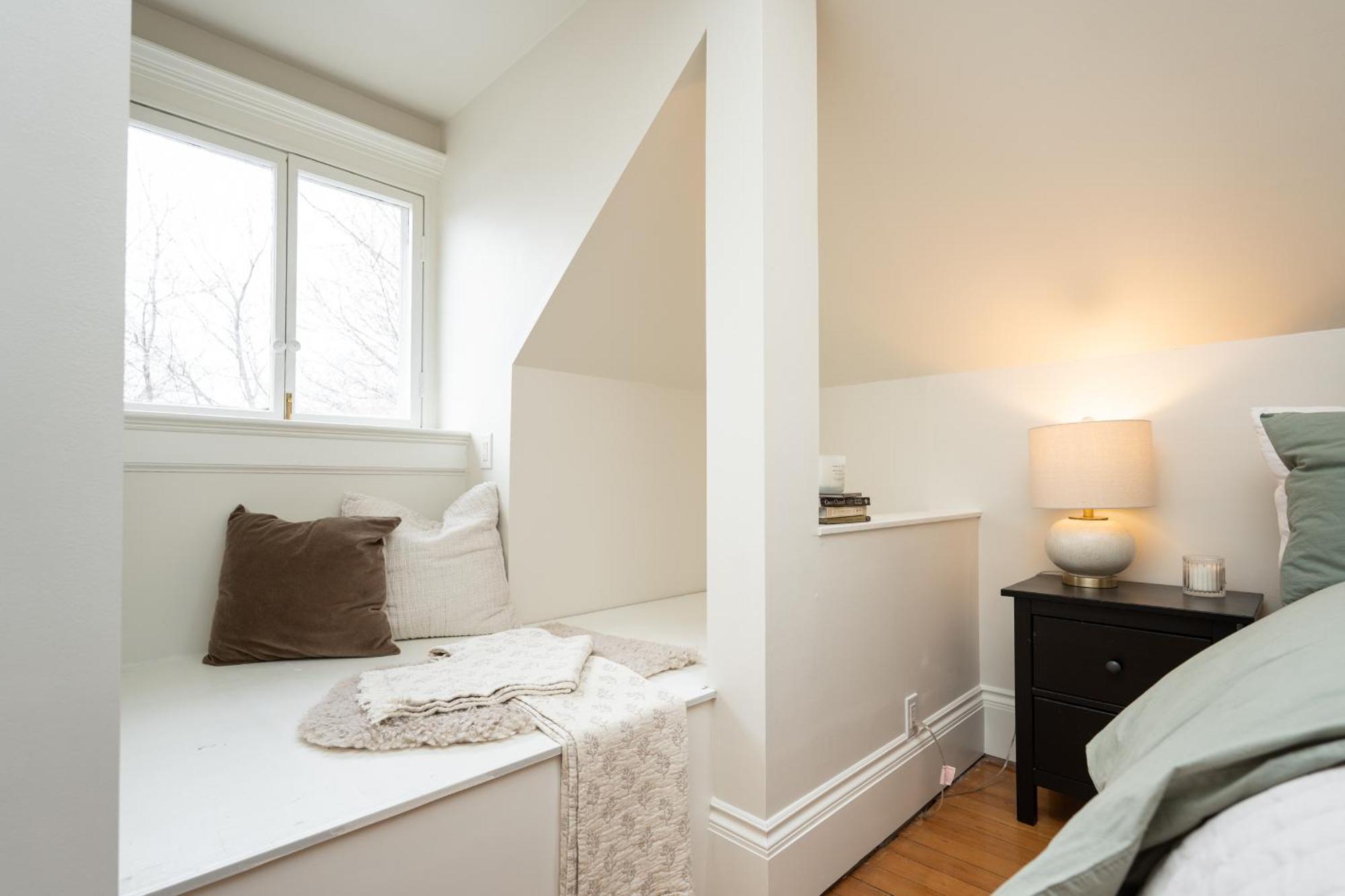 ウィニペグ No. 5 East Bed & Breakfast エクステリア 写真